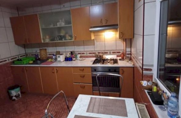 Apartament cu 3 camere Bloc Reabilitat - 5minute de metrou Obor