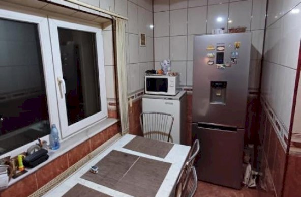 Apartament cu 3 camere Bloc Reabilitat - 5minute de metrou Obor