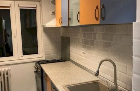 Apartament 3 Camere 3 minute Metrou Jiului