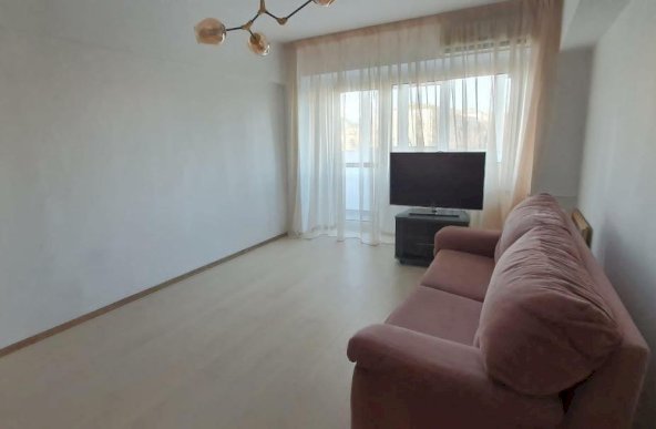 3 camere Stefan Cel mare ( Renovat )