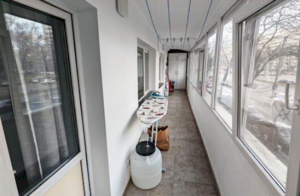 Apartament cu 3 camere in zona Lujerului - Piata Veteranilor 