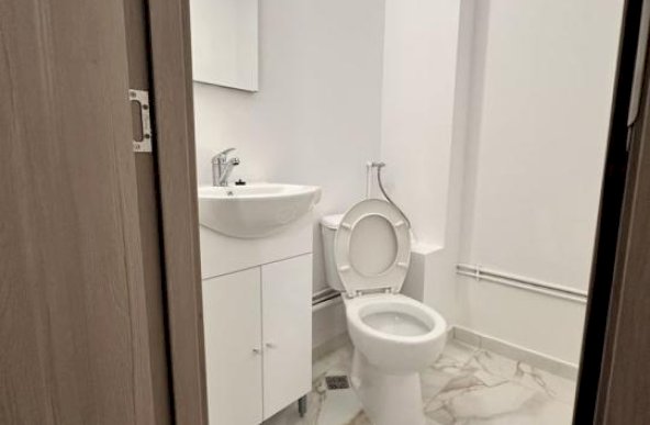 Apartament cu 2 camere in zona Resita