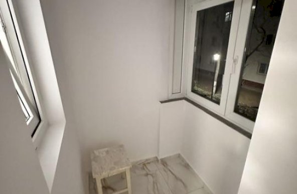 Apartament cu 2 camere in zona Resita