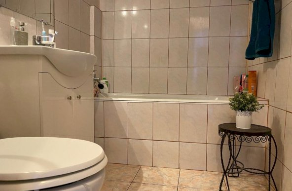  Apartament cu 2 camere Costin Georgian