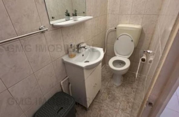 Apartament 3 camere zona Tei