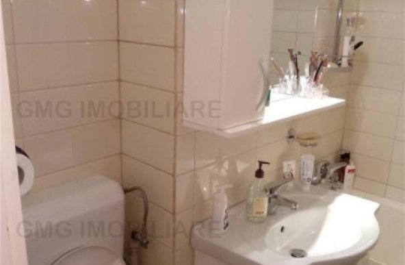 Apartament 3 camere zona Obor