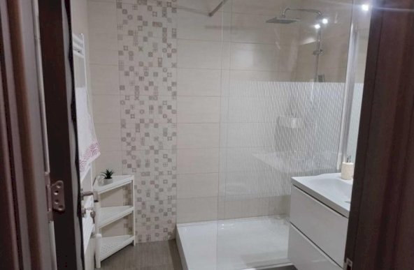 Apartament 3 camere zona Tei