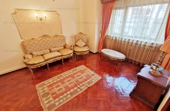 Vanzare apartament doua camere Piata Roamana Amzei