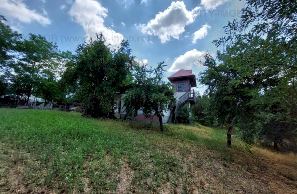 Vanzare Casa vacanta  cu teren 3600 mp Sat, Mihai Vteazu, Com. Vlad Tepes Calarasi