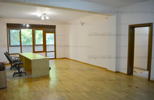 Inchiriere partiala in Vila zona Ferdinand Bucuresti  - 2 apartamente si un Demisol