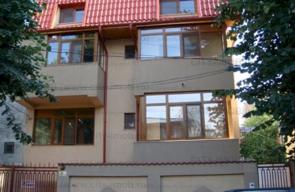 Inchiriere partiala in Vila zona Ferdinand Bucuresti  - 2 apartamente si un Demisol