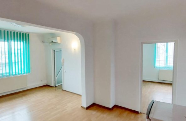 Inchiriere Apartment 3 Camere in VILA  Tineretului