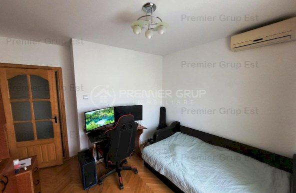 Apartament 3 camere 2 băi, Palas Mall, 72mp, CT, AC