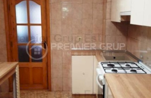 Apartament 3 camere 2 băi, Palas Mall, 72mp, CT, AC