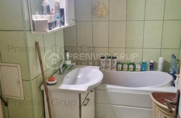 Apartament 3 camere 2 băi, Centru - Palas, 66mp, CT, izolat