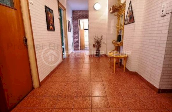 Ultracentral! Apartament 3 camere 77mp | Palas