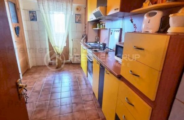 Ultracentral! Apartament 3 camere 77mp | Palas