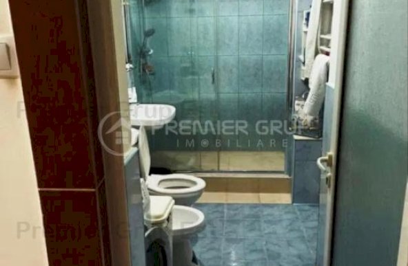 Apartament 3 camere, Podu Ros, 56mp, CT, AC