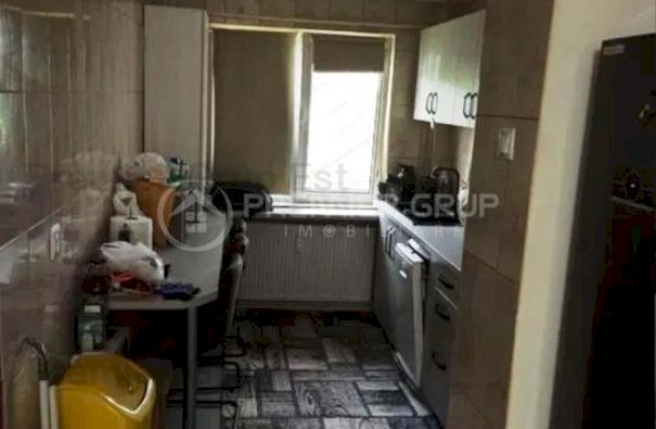 Apartament 3 camere, Podu Ros, 56mp, CT, AC