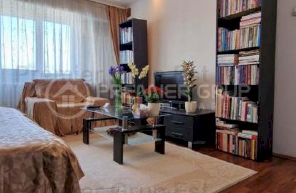 Apartament 3 camere, Pacurari - Mimoza, 70mp