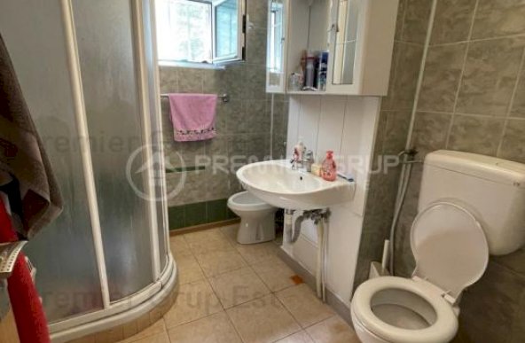 Apartament 3 camere, Centru, preț NEGOCIABIL!!