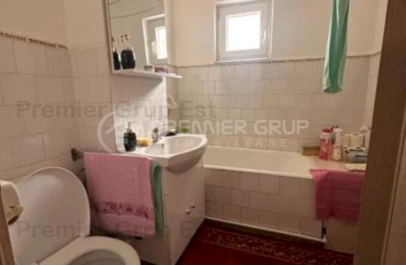 Etaj 3! Apartament 3 camere 2 băi, Tatarasi, CT, AC