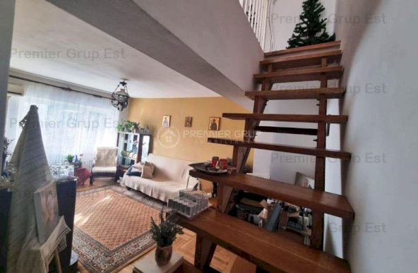 Apartament 4 camere 2 băi, Centru, 110mp