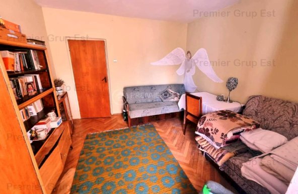 Apartament 4 camere 2 băi, Centru, 110mp