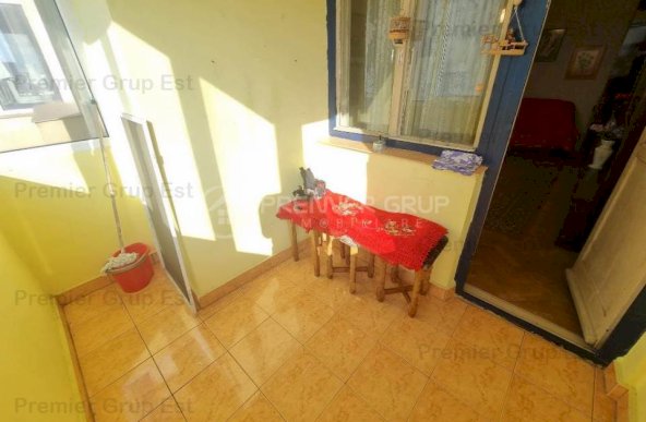 Apartament 2 camere, Podu Ros, 53mp, DECOMANDAT