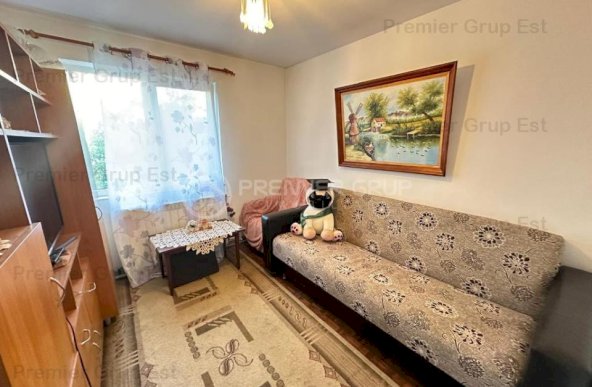 Etaj 1! Apartament 2 camere, Podu Ros 40mp, decomandat