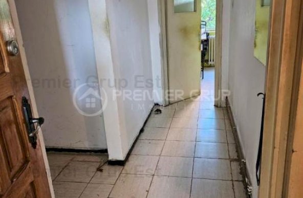 Etaj 2! Apartament 2 camere, Podu Ros, 56mp, fără risc