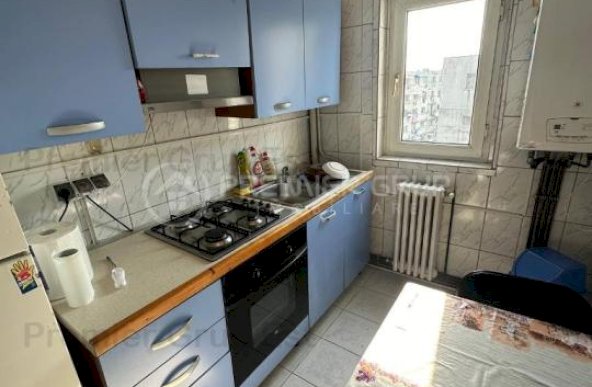 Apartament 2 camere, Podu Ros, 42mp, CT, AC, fără risc