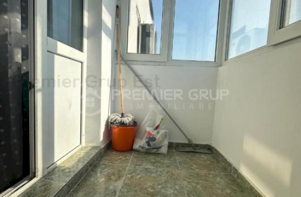 Apartament 2 camere, Podu Ros, 42mp, CT, AC, fără risc