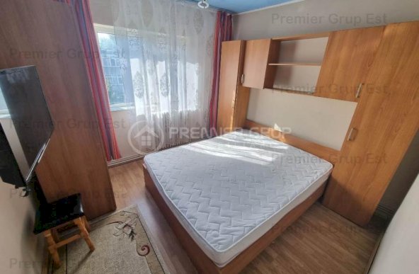 Apartament 3 camere decomandat | Podu de Fier, CT, AC