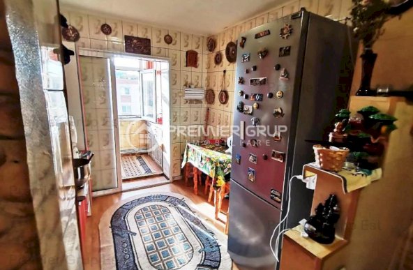 Apartament 3 camere decomandat | Podu de Fier, CT, AC