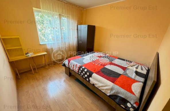 Apartament 3 camere decomandat, Centru - PALAS, CT