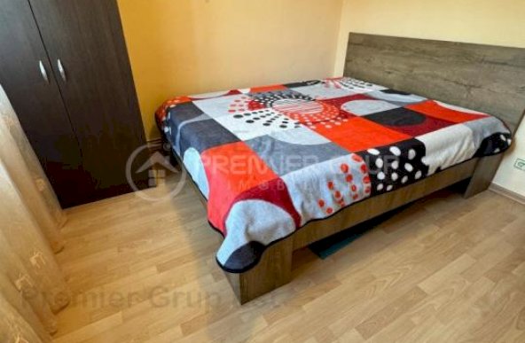 Apartament 3 camere decomandat, Centru - PALAS, CT