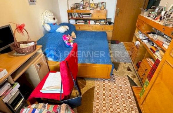 Apartament 3 camere 2 băi, Tatarasi, 67mp, CT, AC