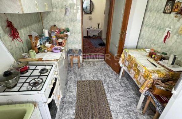 Apartament 3 camere 2 băi, Tatarasi, 67mp, CT, AC