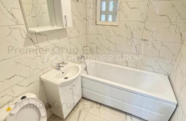 Etaj 1! Apartament 3 camere, Podu Ros, 62mp, RENOVAT