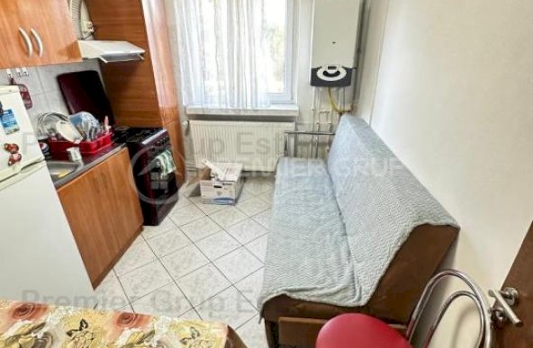 Apartament 1 cameră în bloc de apartamente | Podu Roș