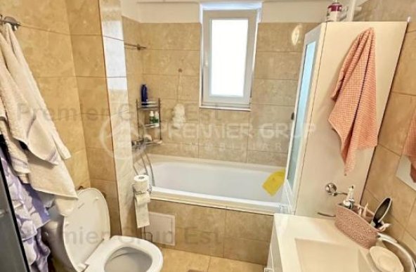 Apartament 3 camere, CUG, 72mp + parcare + BOXĂ