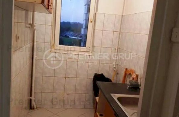 Apartament 2 camere, Tatarasi, fără risc, etaj intermediar