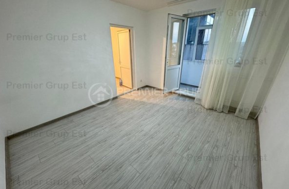 Apartament 2 camere, Tatarasi, fără risc, etaj intermediar