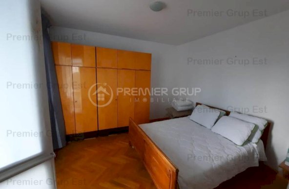 Etaj 3! Apartament 2 camere, Podu Ros, 50mp, CT