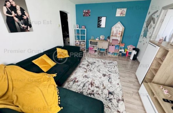 Apartament 2 camere, Podu Ros, 52mp, CT, fara risc