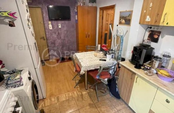 Apartament 2 camere, Podu Ros, 51mp, CT, fără risc