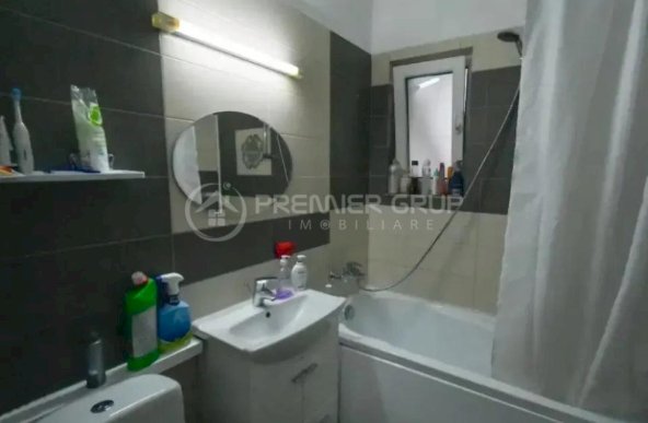 Apartament 3 camere decomandat 66mp | Podu Roș