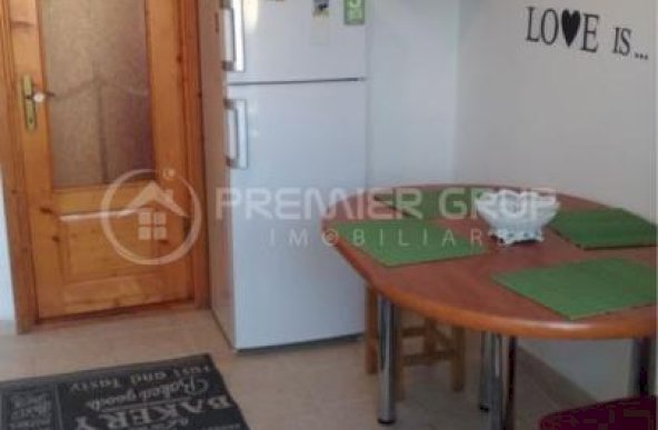 Etaj 3! Apartament 2 camere, Nicolina, 59 mp