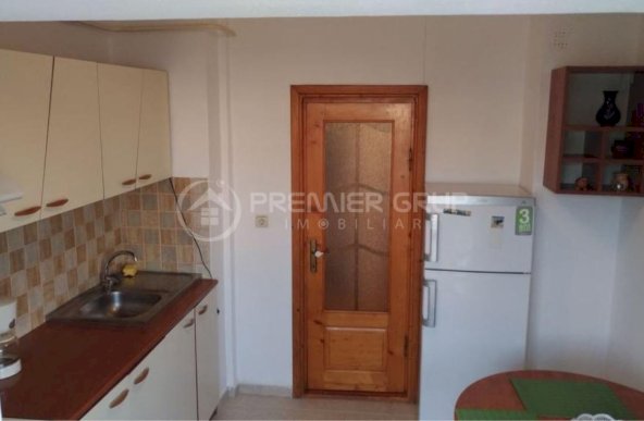 Etaj 3! Apartament 2 camere, Nicolina, 59 mp